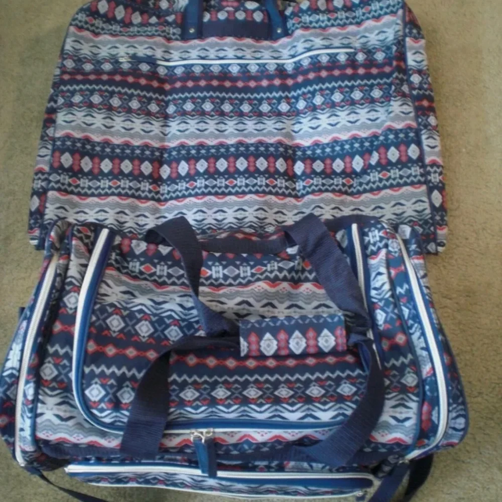 N/A garment bag